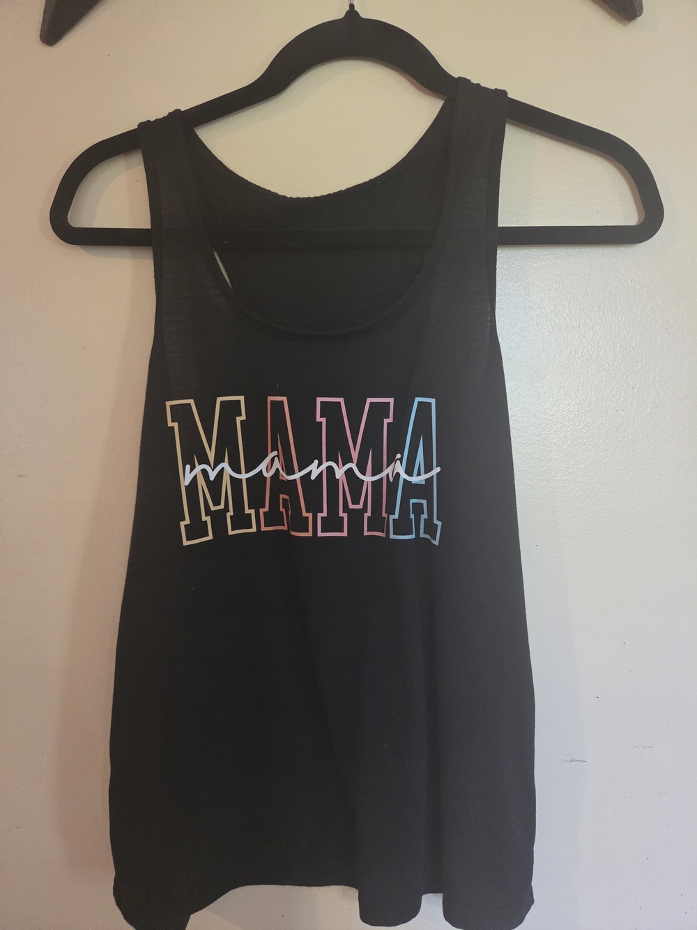 Black 'MAMA' Graphic Tank Top - Multicolor Print